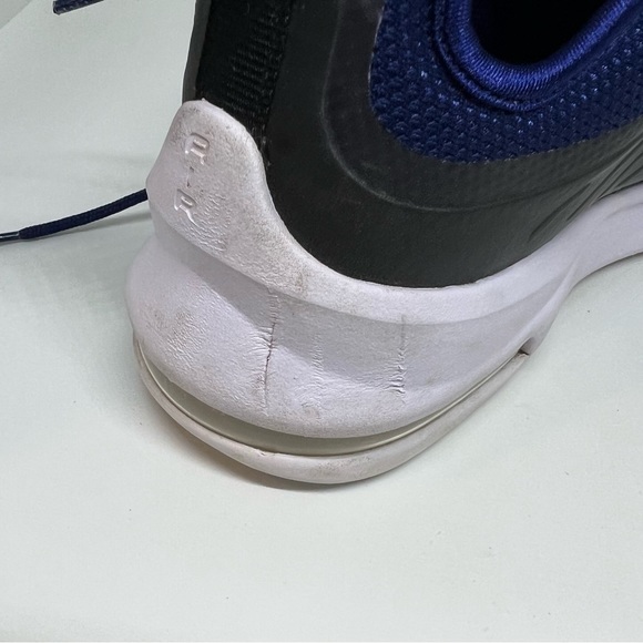 Boys Nike Air Max Blue and Black Size 5Y - Picture 10 of 16